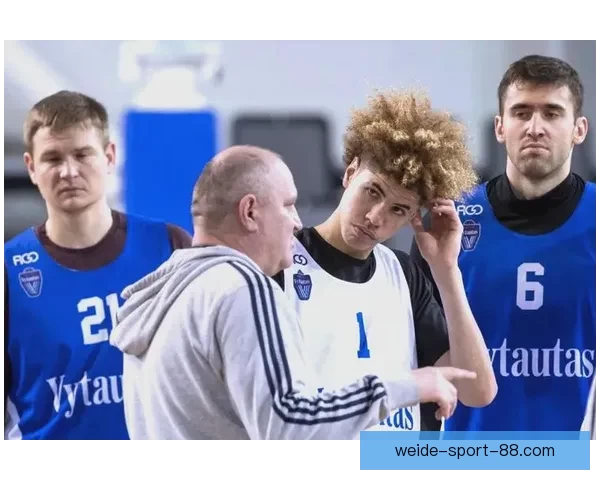 三球：为关键比赛而生 父亲将我培养成焦点人物