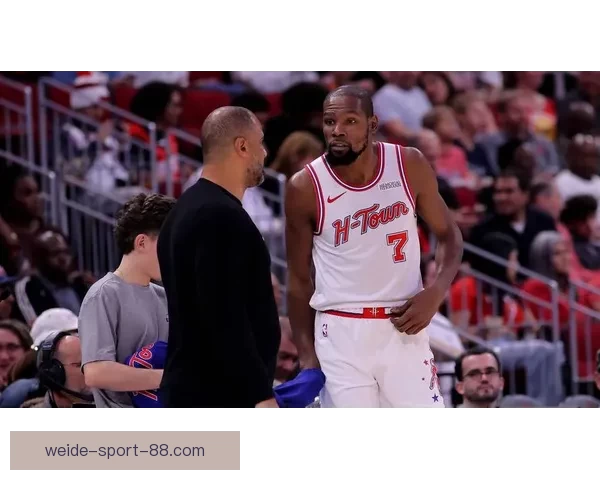 仅差26分逼近乔丹纪录乌度卡盛赞杜兰特稳定如常专注本职再写传奇