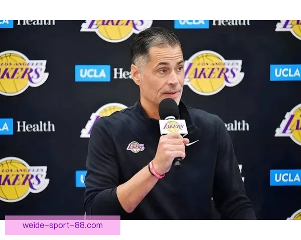 湖人旧将沦为三单之王老鹰19战仅1次上双佩林卡2换1交易大获全胜